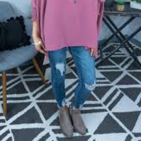 YMI Jogger Jeans Color: Potassium+Rips Size: Small 4-6 - Picture 2 of 10